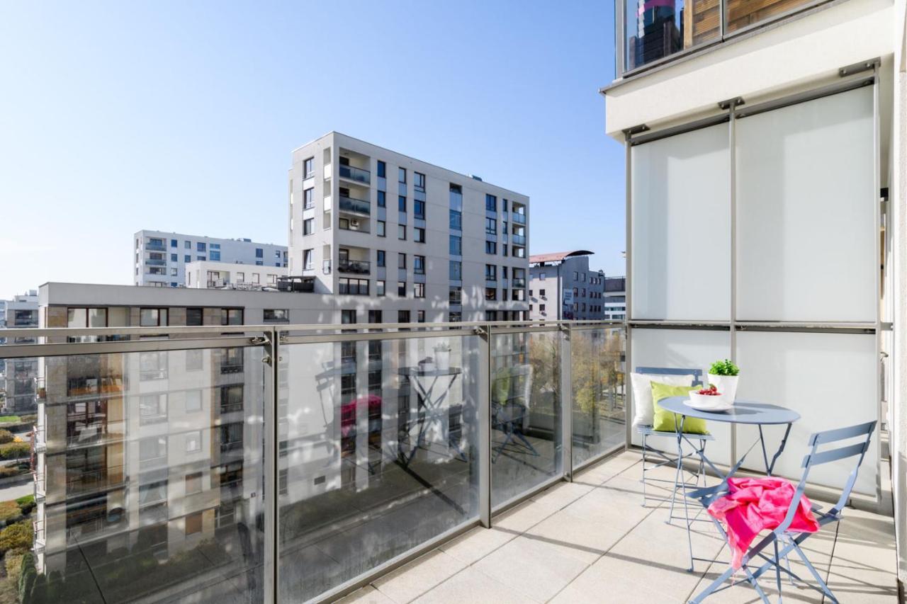 P&O Corporate Serviced Apartments Cybernetyki Warszawa Exteriör bild